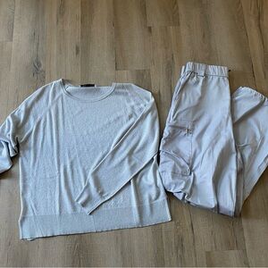 BRAND NEW ZARA metallic thread knit sweater. Size Med. Matching pants in closet